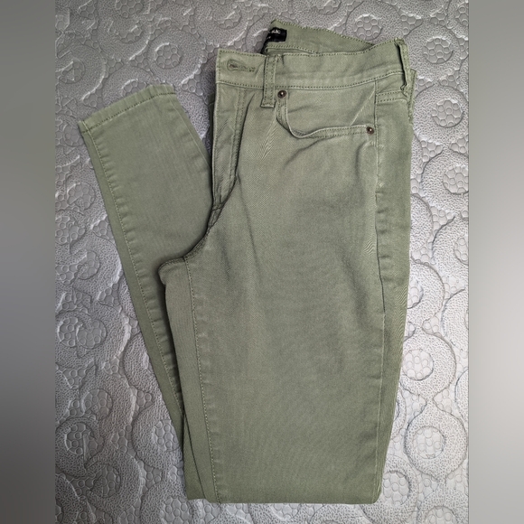 Banana Republic skinny - Picture 1 of 7